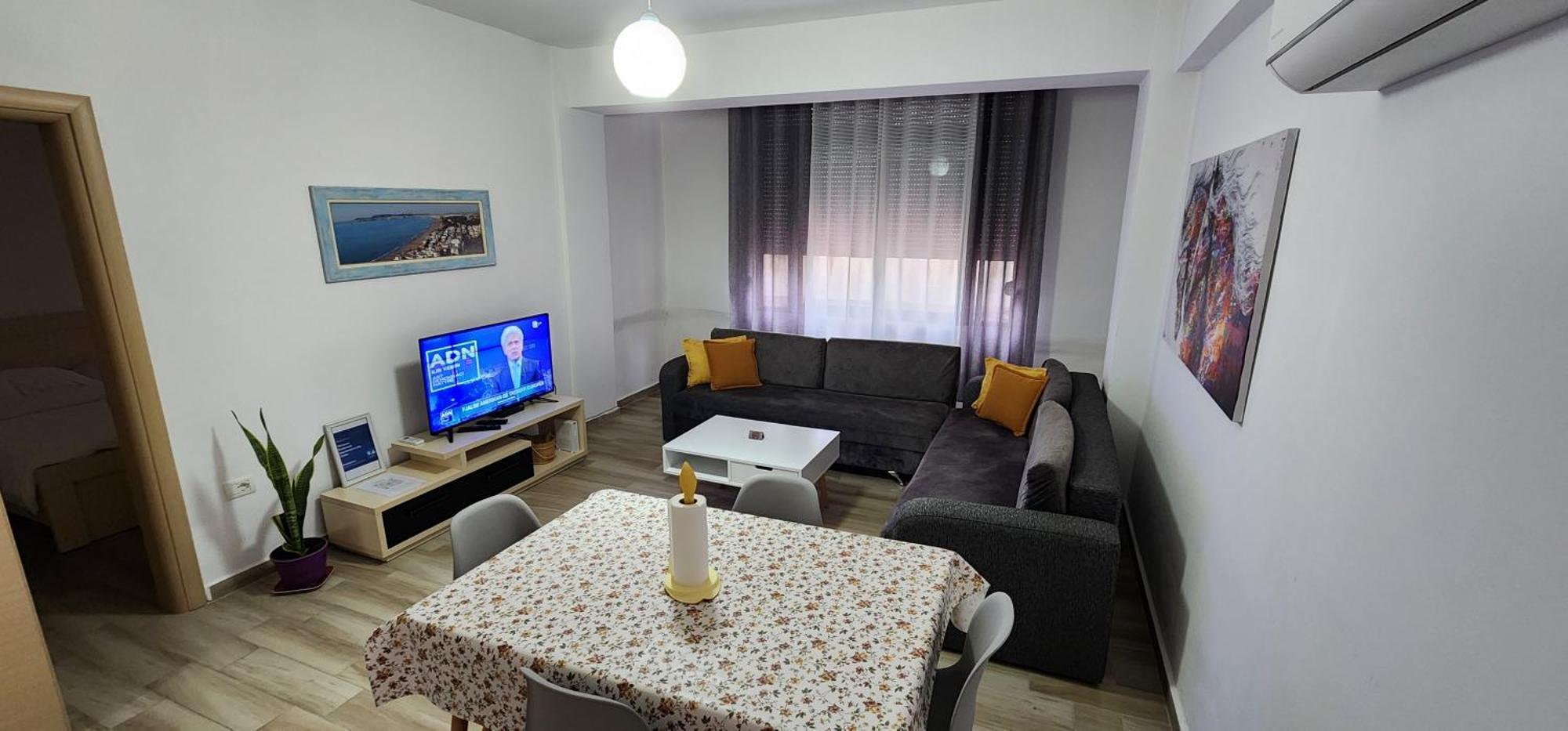 Old Town Boulevard Apartment In City Center ดูร์เรส ภายนอก รูปภาพ